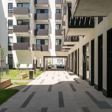 Dabrowskiego By The Railway Station Wroclaw