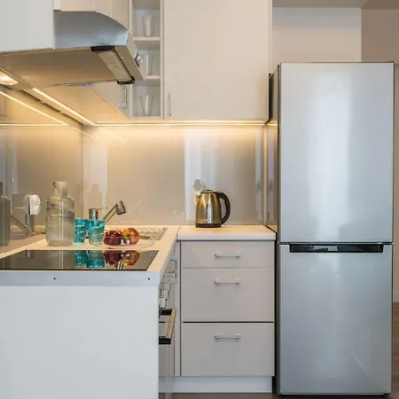 Dabrowskiego By The Railway Station Daire