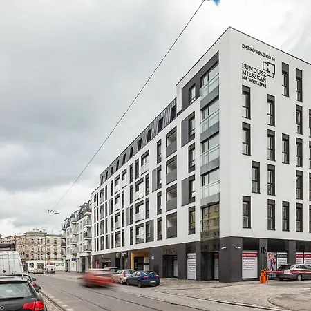Dabrowskiego By The Railway Station Daire