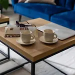 Dabrowskiego By The Railway Station Апартаменты