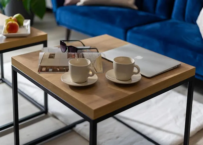 Dabrowskiego By The Railway Station דירה