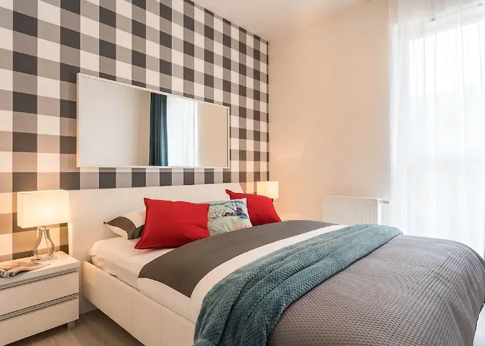 Dabrowskiego By The Railway Station Apartment Wroclaw