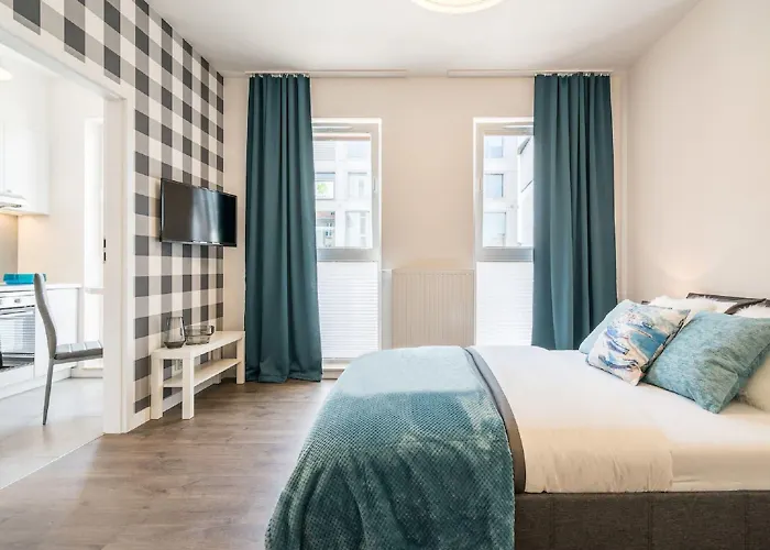 Dabrowskiego By The Railway Station * Wroclaw